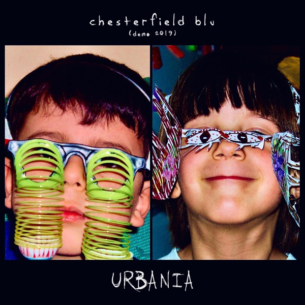 Copertina di chesterfield blu — Urbania